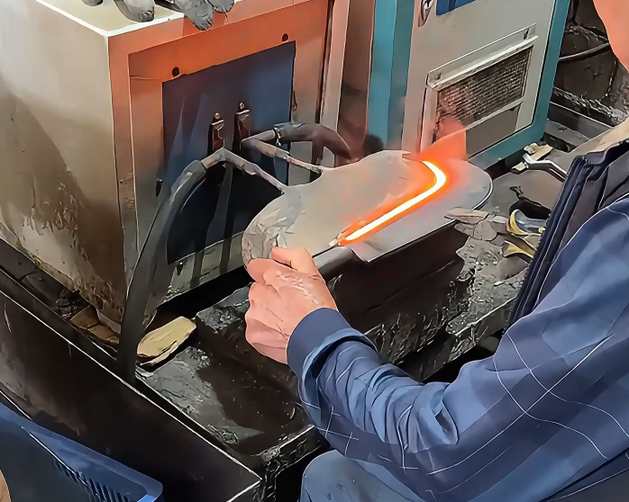 超音频绿巨人小黄片如何让砍柴刀瞬间变坚硬而又锋利？